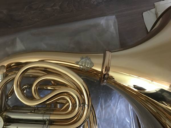 Byla provedena výměna ozvučníku za originální díl